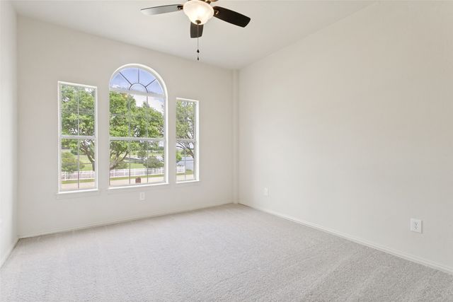 331 Lakeside Drive, Shady Shores, TX 76208