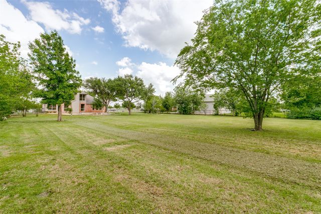 331 Lakeside Drive, Shady Shores, TX 76208