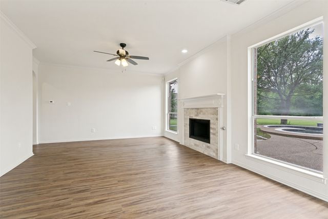 331 Lakeside Drive, Shady Shores, TX 76208