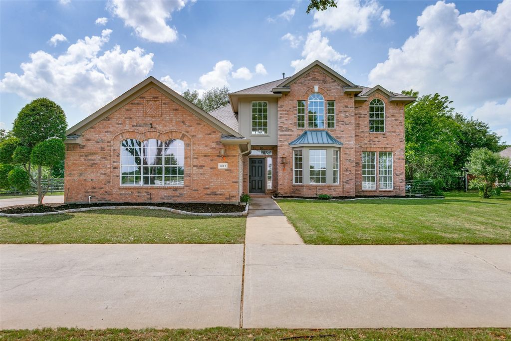 331 Lakeside Drive, Shady Shores, TX 76208