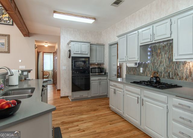 196 Olmstead Court, Fayetteville, GA 30215