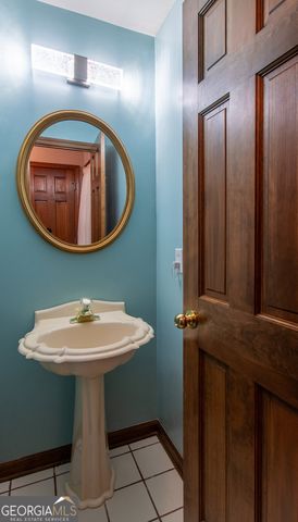 196 Olmstead Court, Fayetteville, GA 30215