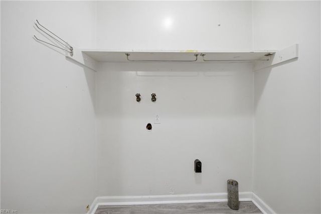 914 Briarfield RD, Newport News, VA 23605