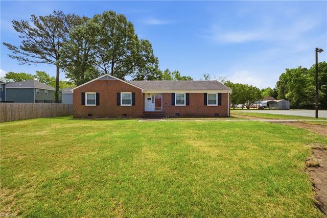 914 Briarfield RD, Newport News, VA 23605