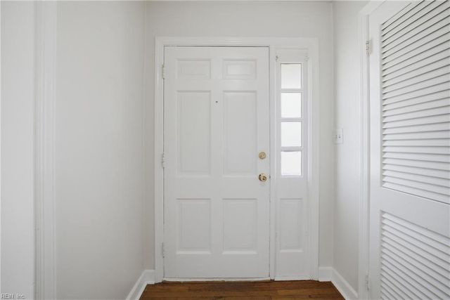 914 Briarfield RD, Newport News, VA 23605