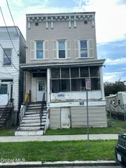 67 Walter Street, Albany, NY 12204