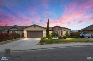 1906 McIntosh Way, Bakersfield, CA 93312