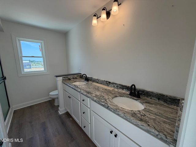 1812 Caleb Court, Waterville, OH 43566