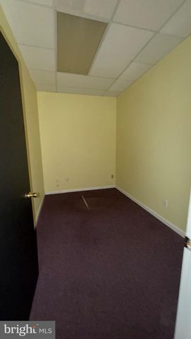 113 WHITE HORSE RD W, Voorhees, NJ 08043