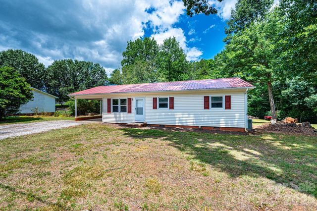 5424 Glenview Drive, Hickory, NC 28602