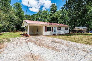 5424 Glenview Drive, Hickory, NC 28602