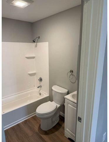 43 Arthur Street 2R, Brockton, MA 02302