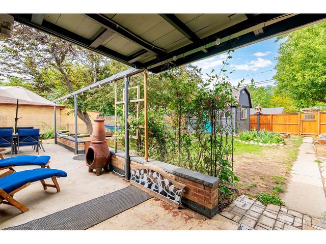 1221 Gay St, Longmont, CO 80501