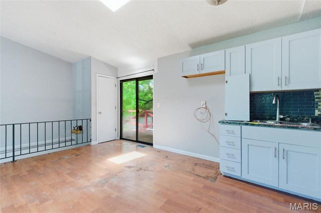 10607 Saint Michaels Terrace Court, St Ann, MO 63074