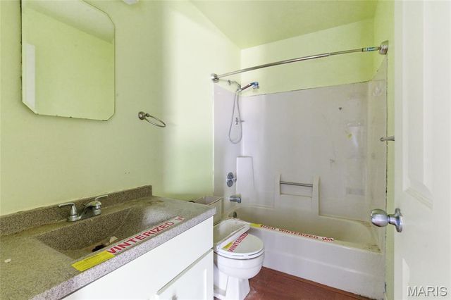 10607 Saint Michaels Terrace Court, St Ann, MO 63074