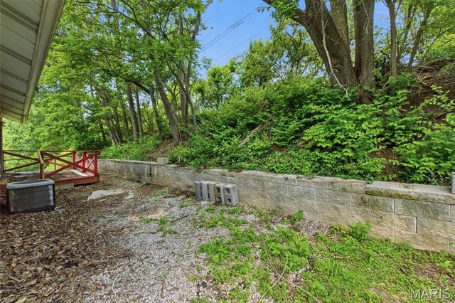 10607 Saint Michaels Terrace Court, St Ann, MO 63074