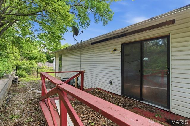 10607 Saint Michaels Terrace Court, St Ann, MO 63074