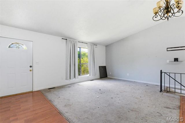 10607 Saint Michaels Terrace Court, St Ann, MO 63074