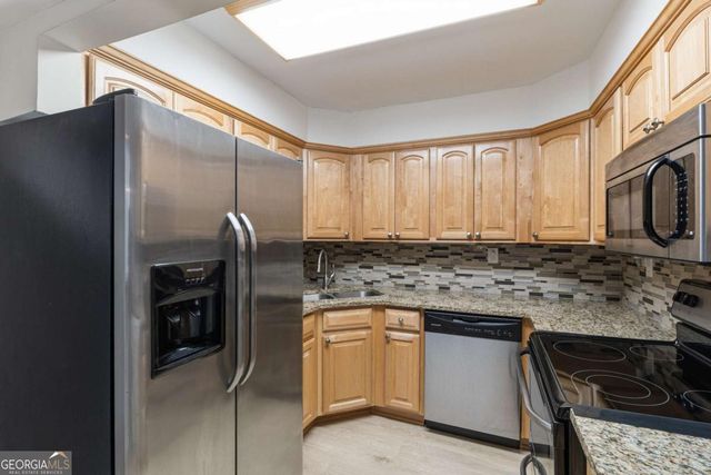 2870 Pharr Court South NW 2506, Atlanta, GA 30305