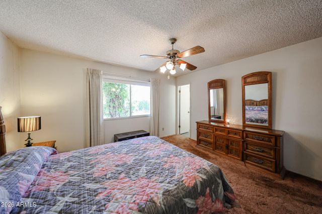 4335 W MESCAL Street, Glendale, AZ 85304