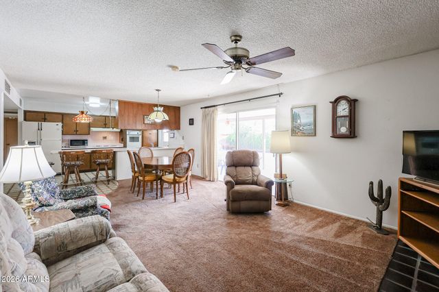 4335 W MESCAL Street, Glendale, AZ 85304