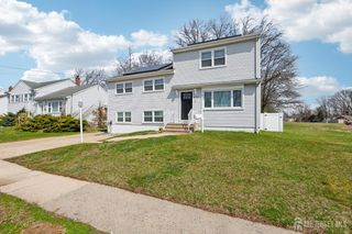 51 Prospect Avenue, Edison, NJ 08817