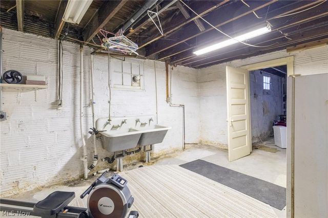 1132 Wellesley Avenue, Steubenville, OH 43952