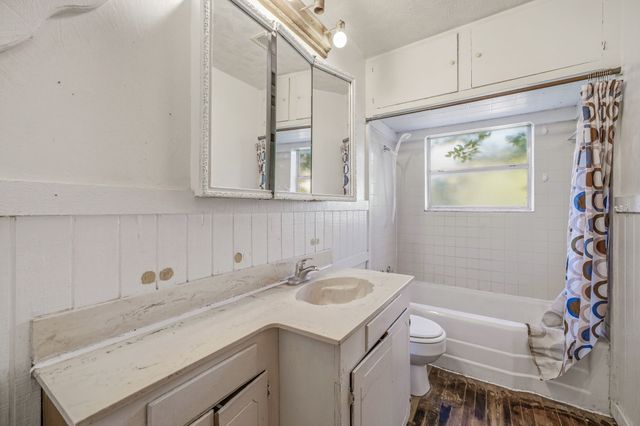 835 W Long Street, Stephenville, TX 76401