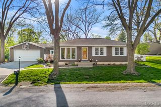 3 N High Street, Smithton, IL 62285