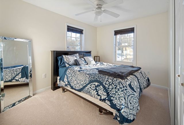 99 Washington St, Abington, MA 02351