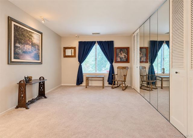 810 Woodland Court, Coram, NY 11727