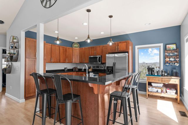 260 Gabby Lane, Walnut Shade, MO 65771