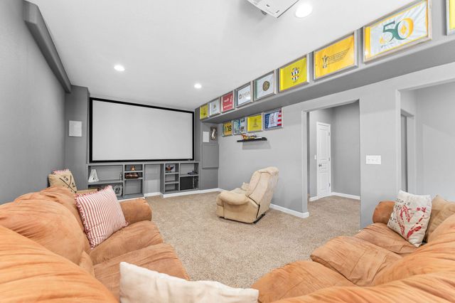 260 Gabby Lane, Walnut Shade, MO 65771