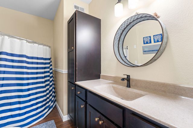 260 Gabby Lane, Walnut Shade, MO 65771