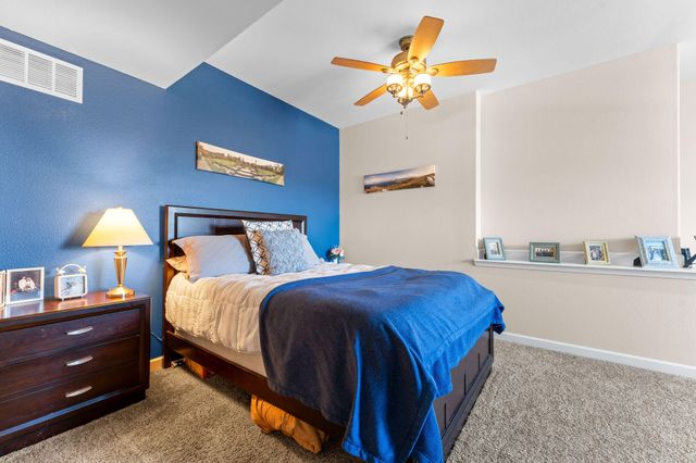 260 Gabby Lane, Walnut Shade, MO 65771