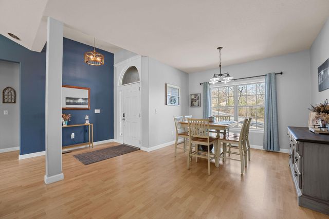 260 Gabby Lane, Walnut Shade, MO 65771