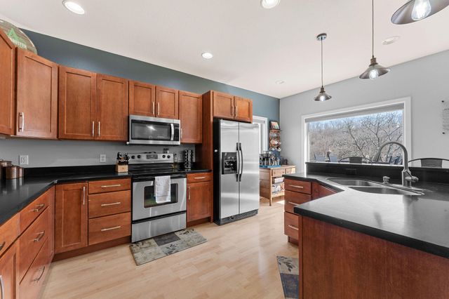 260 Gabby Lane, Walnut Shade, MO 65771