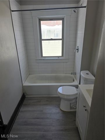 14512 Granger Road, Maple Heights, OH 44137