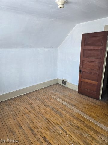 14512 Granger Road, Maple Heights, OH 44137