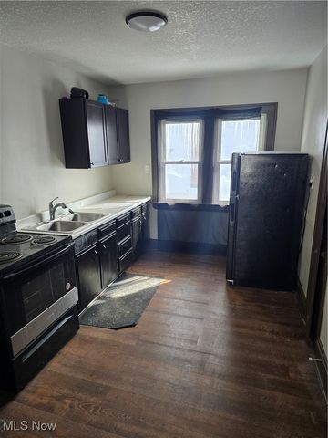 14512 Granger Road, Maple Heights, OH 44137