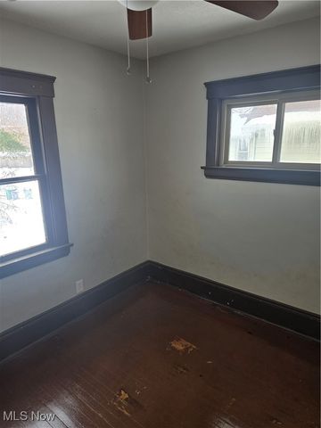 14512 Granger Road, Maple Heights, OH 44137