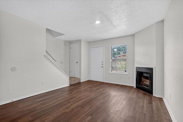 210 Rolston Road 2, Irving, TX 75060