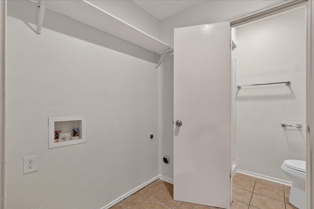 210 Rolston Road 2, Irving, TX 75060