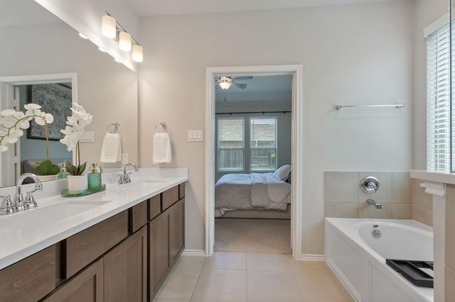 3314 Old Ironwood Drive, Spring, TX 77386