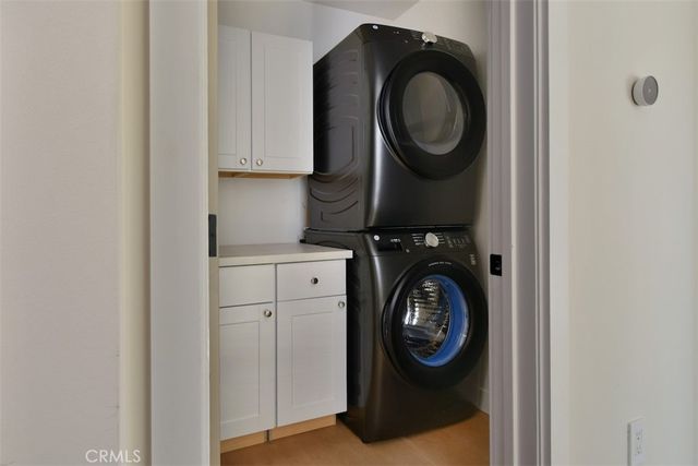 7907 Vicksburg, Los Angeles, CA 90045