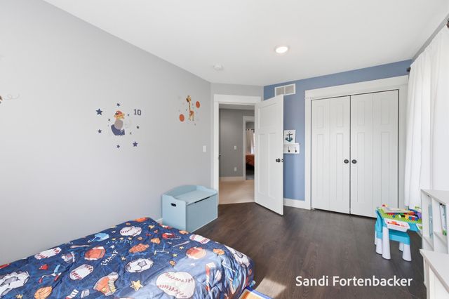 6635 Timberbrook Court, Norton Shores, MI 49444