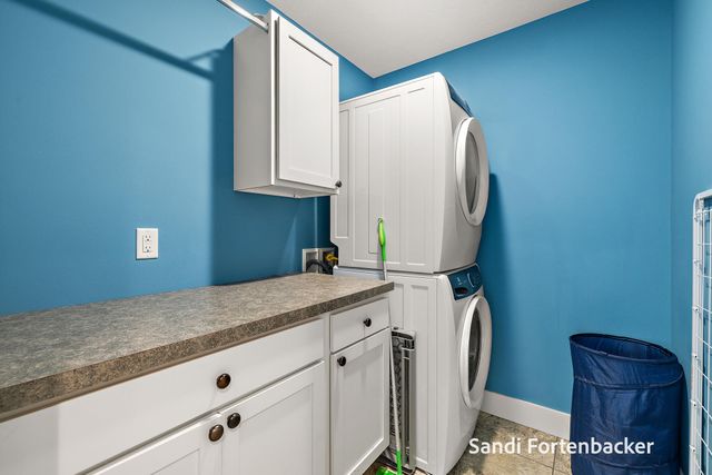 6635 Timberbrook Court, Norton Shores, MI 49444