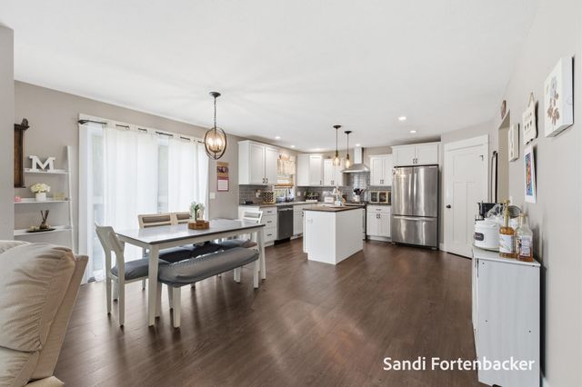 6635 Timberbrook Court, Norton Shores, MI 49444