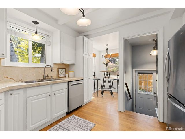 2315 Jasmine St, Denver, CO 80207