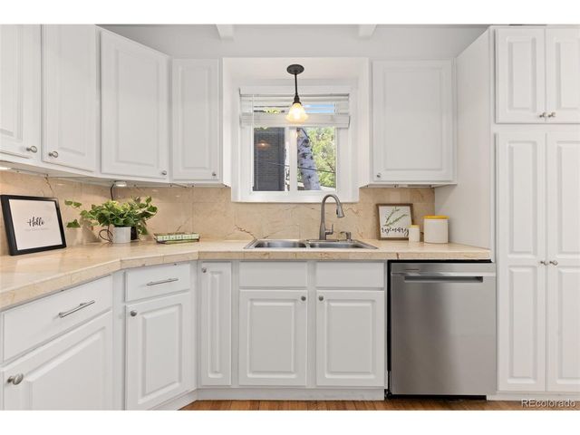2315 Jasmine St, Denver, CO 80207